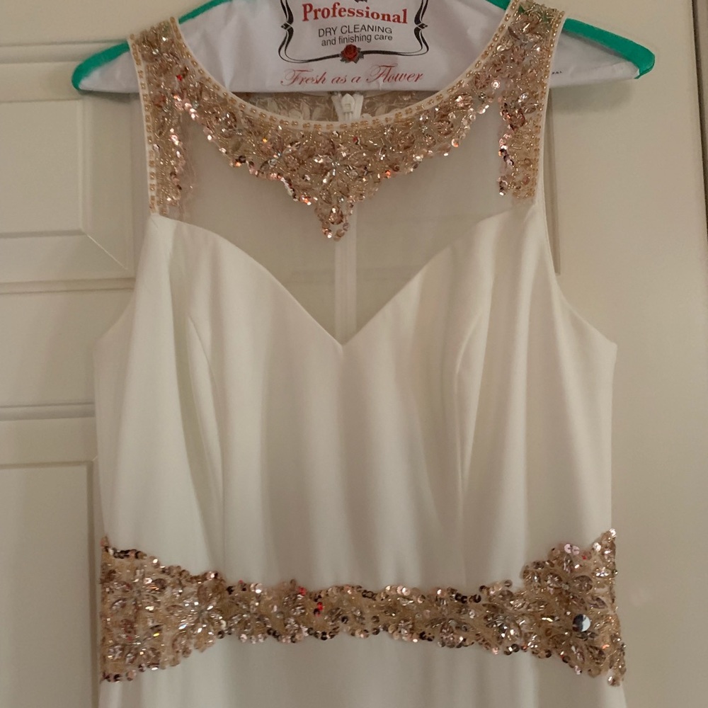 PROM DRESS - Picture 4 of 6